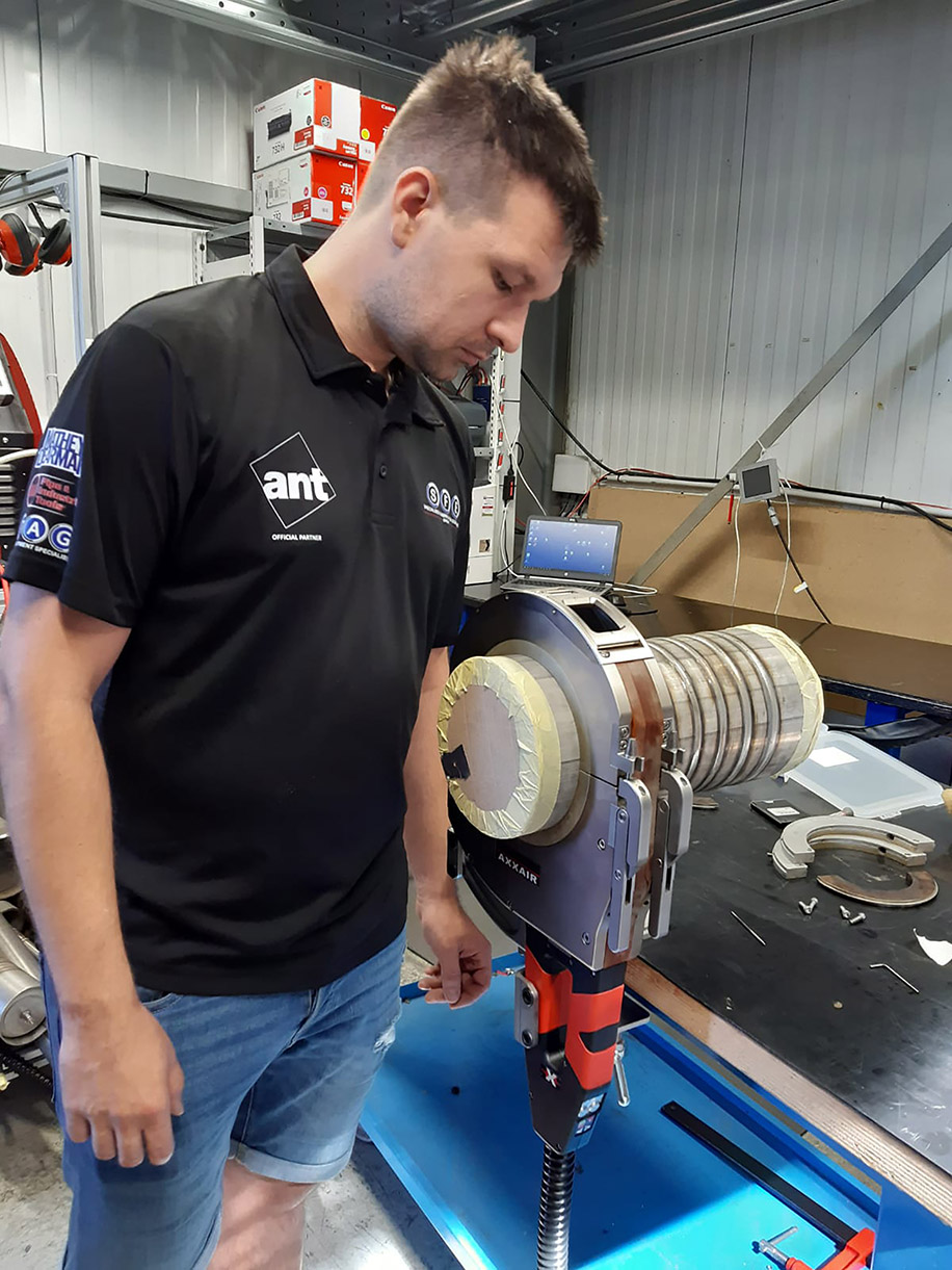 Školenie orbitálneho automatizovaného zvárania so zdrojom AXXAIR a uzatvorenou orbitálnou hlavou do 170mm.